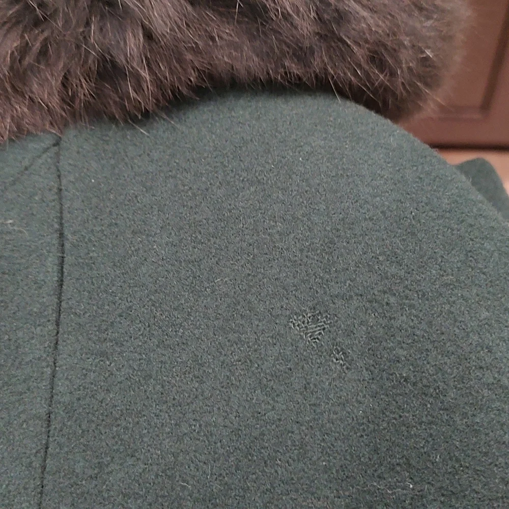 John Weitz Vintage wool coat with Rabbit fur trimmed hood - Picture 8 of 9